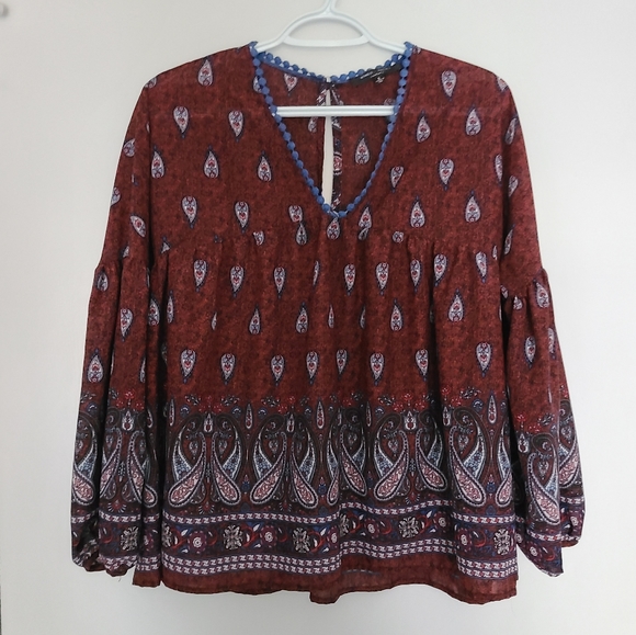 Romeo & Juliet Couture Tops - Romeo and Juliet Couture Paisley Print Top Small S